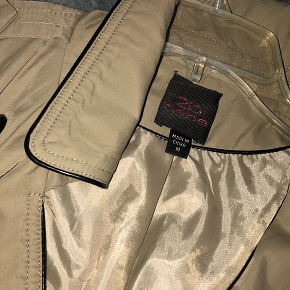 Jacket - Picture 2 of 2